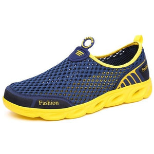 MAISMODA Men’s and Women’s Aqua Shoes with non-slip rubber sole, breathable and quick-drying mesh upper, perfect for beach, pool, kayaking, and water sports. Durable, lightweight water shoes offering impact resistance, easy pull tabs, and elastic lacing for a snug fit.